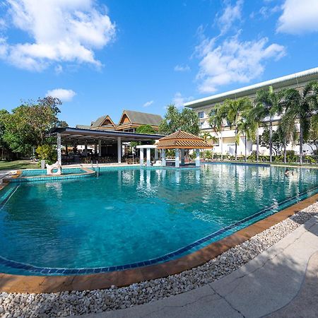 Blue Beach Grand Resort And Spa In Chalong Phuket By Dayuu Ban Saiyuan Exteriér fotografie