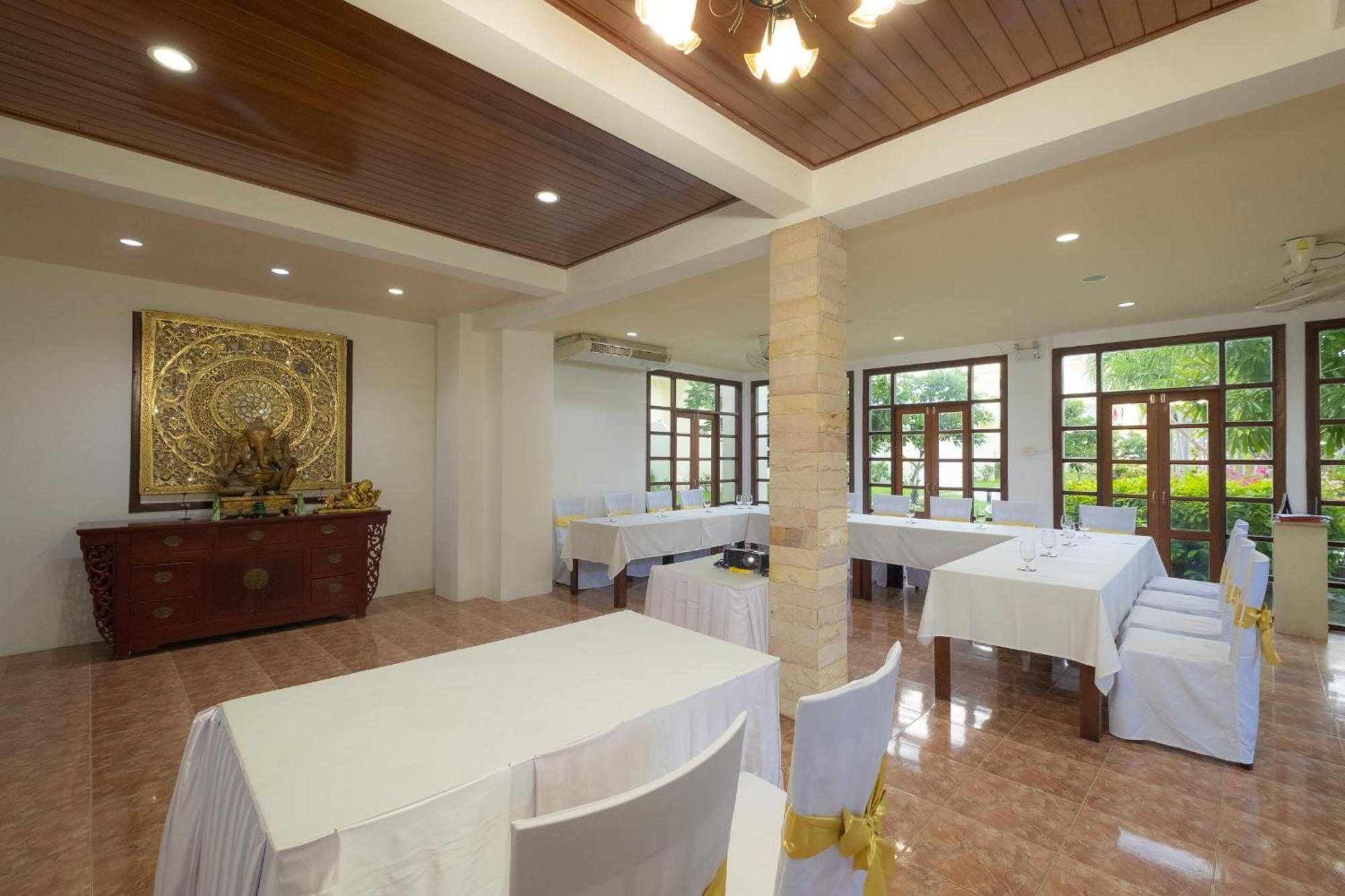 Blue Beach Grand Resort And Spa In Chalong Phuket By Dayuu Ban Saiyuan Exteriér fotografie