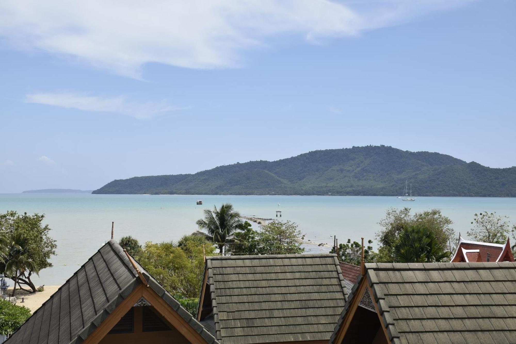 Blue Beach Grand Resort And Spa In Chalong Phuket By Dayuu Ban Saiyuan Exteriér fotografie
