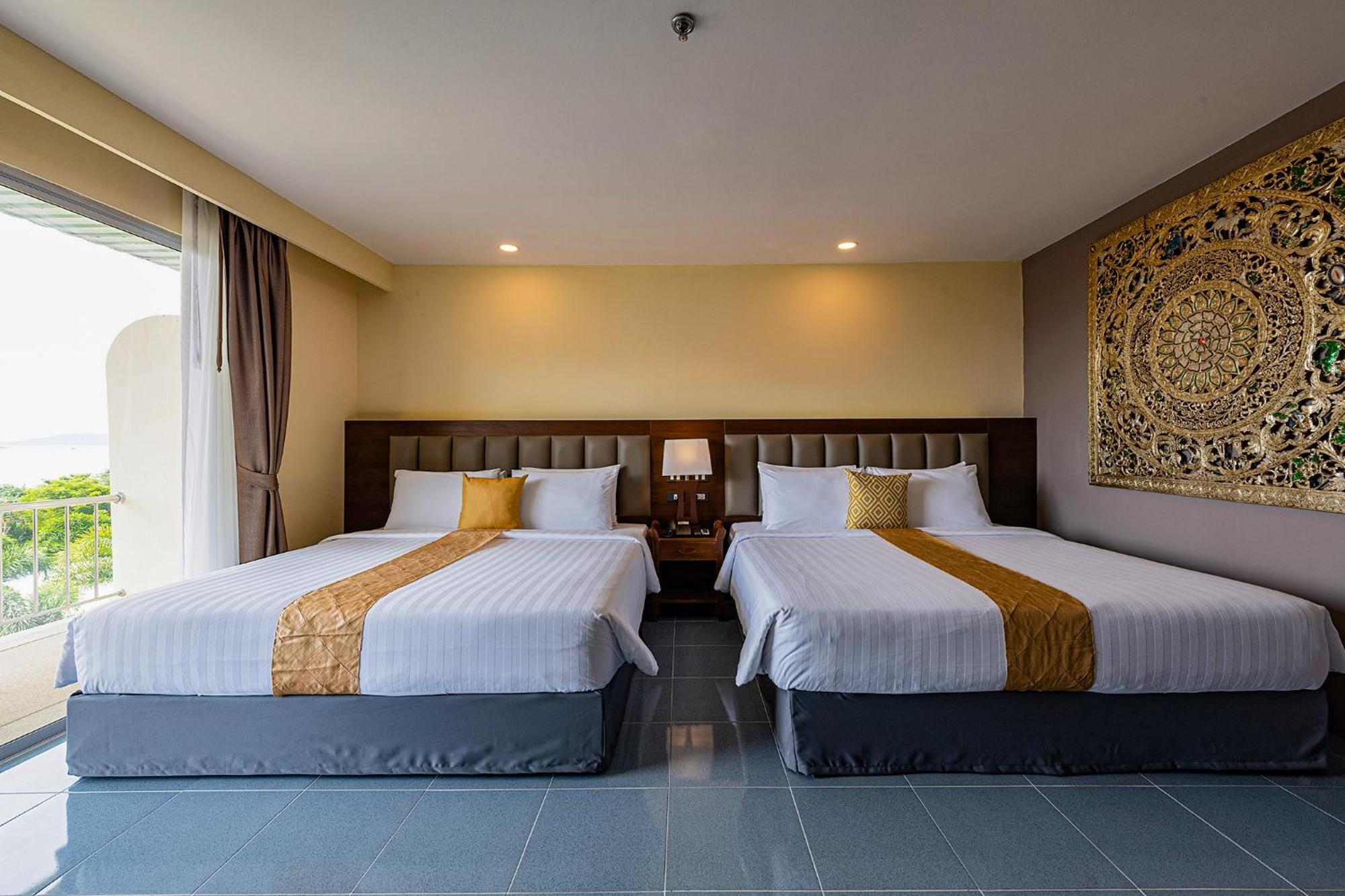 Blue Beach Grand Resort And Spa In Chalong Phuket By Dayuu Ban Saiyuan Exteriér fotografie